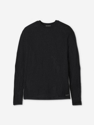 Black Sun Day Red 3D Knit Cashmere Tonal Camo Crew | 284FYAPEK